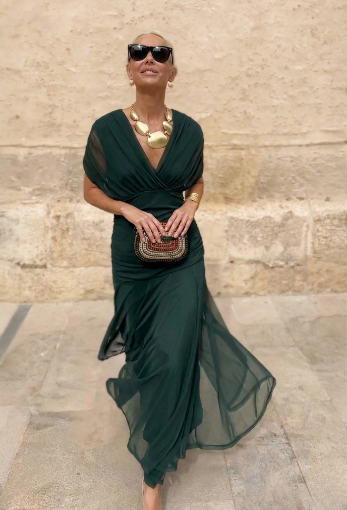 Luisa | Vestido largo elegante con escote en V que realza la silueta